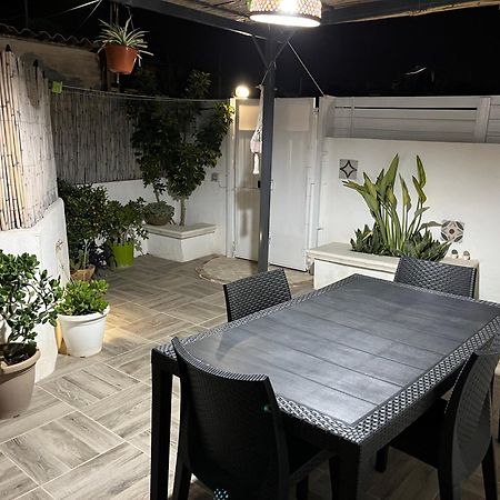 Holiday Rooms Ninfa Авола Екстериор снимка