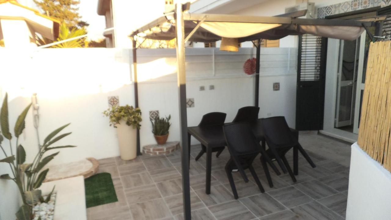 Holiday Rooms Ninfa Авола Екстериор снимка