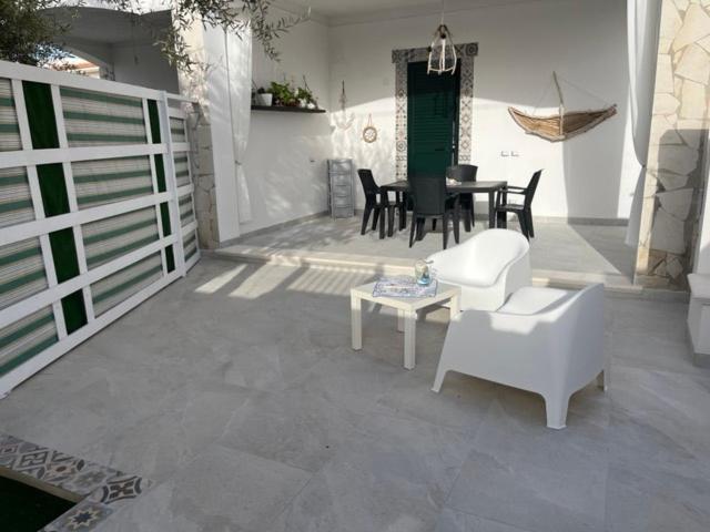 Holiday Rooms Ninfa Авола Екстериор снимка