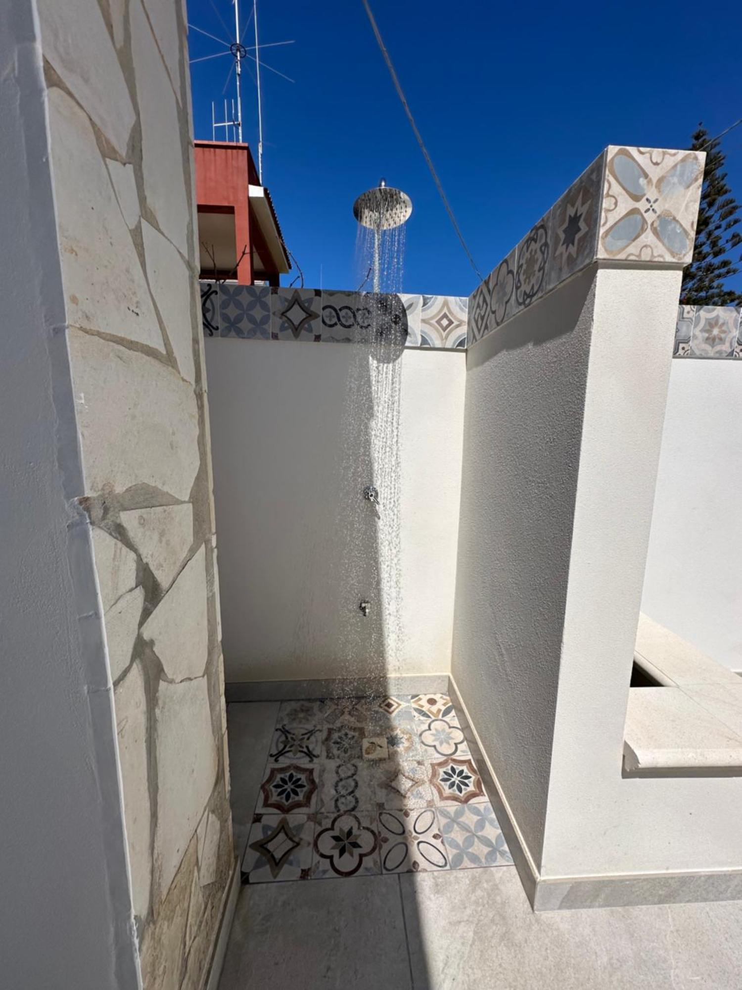 Holiday Rooms Ninfa Авола Екстериор снимка