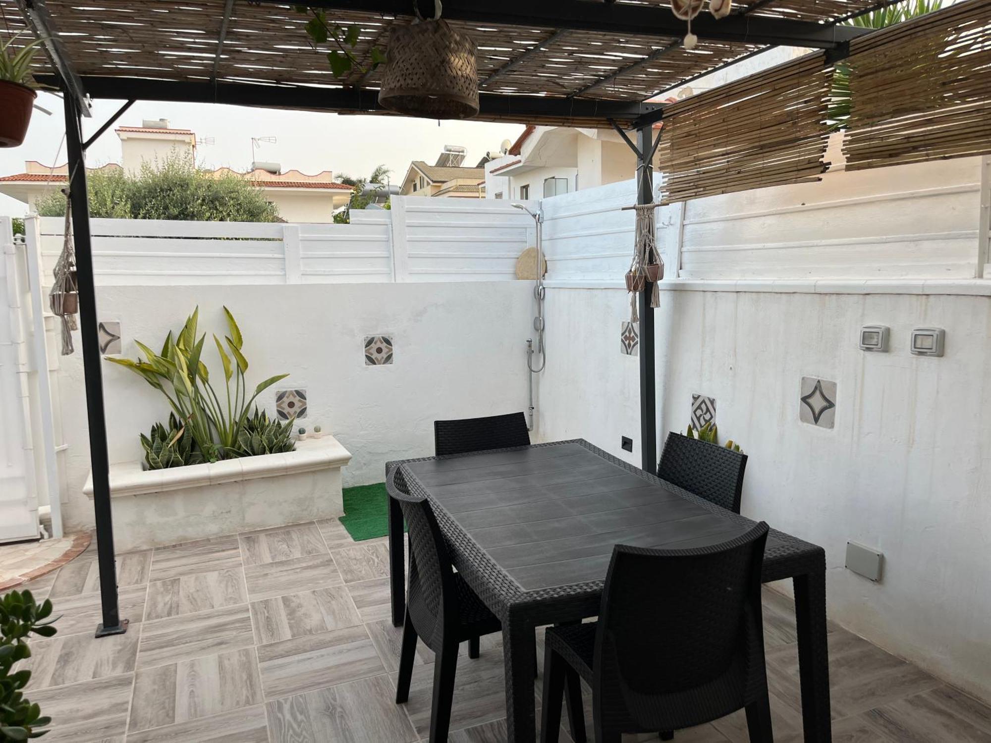 Holiday Rooms Ninfa Авола Екстериор снимка
