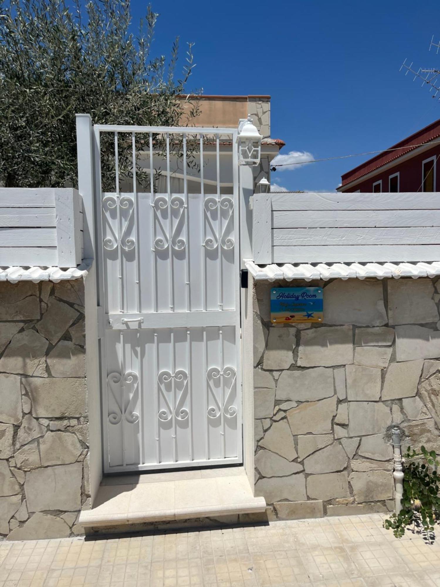 Holiday Rooms Ninfa Авола Екстериор снимка